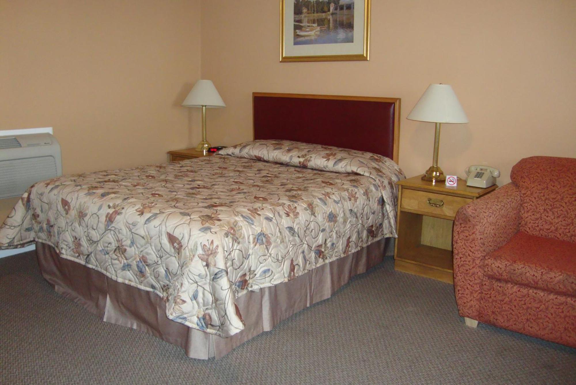 Royal Napanee Inn Greater Napanee Exterior foto